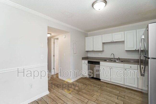 Photo - 1721 Boone Hall Dr