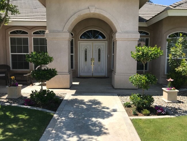 Photo - West Bakersfield Custom Home for Rent Available Now!