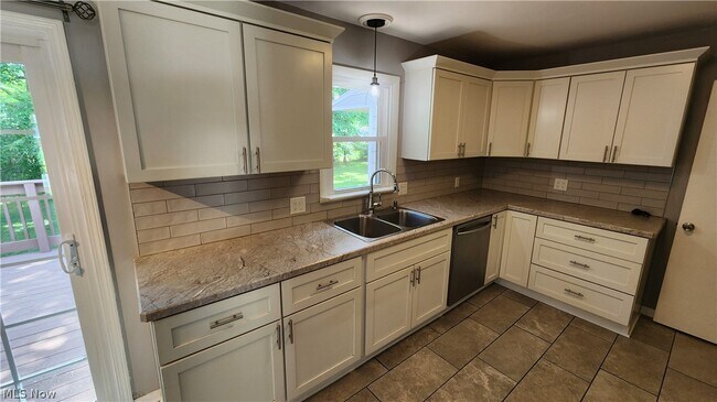 2491 Samira Rd