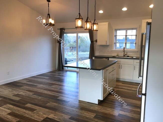 Photo - 3 Bedroom 2 Bath House For Rent