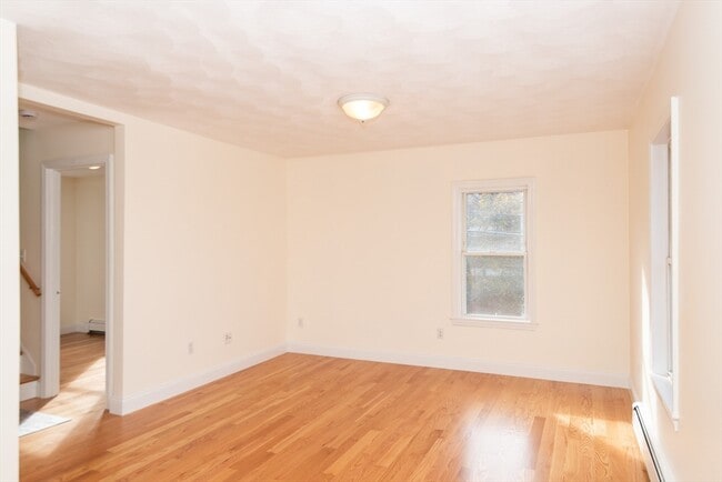 Photo - 18 Union St Unit 2