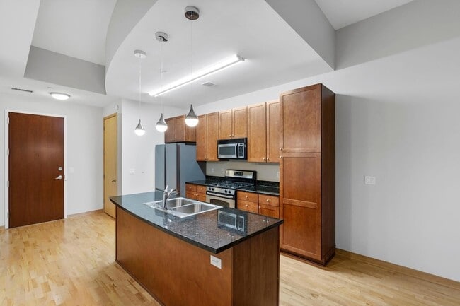Photo - 100 3rd Ave S