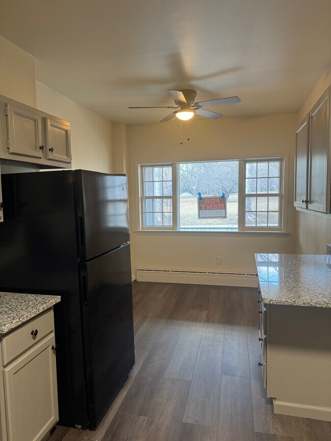 Photo - 1702 N Washington St