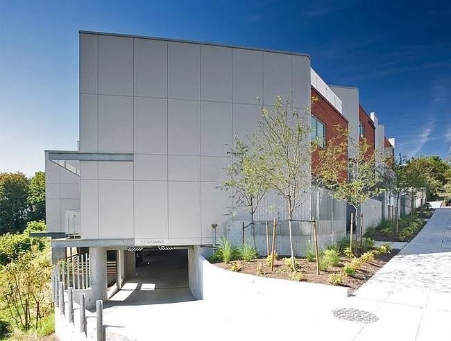 Photo - 2311 W Newton St