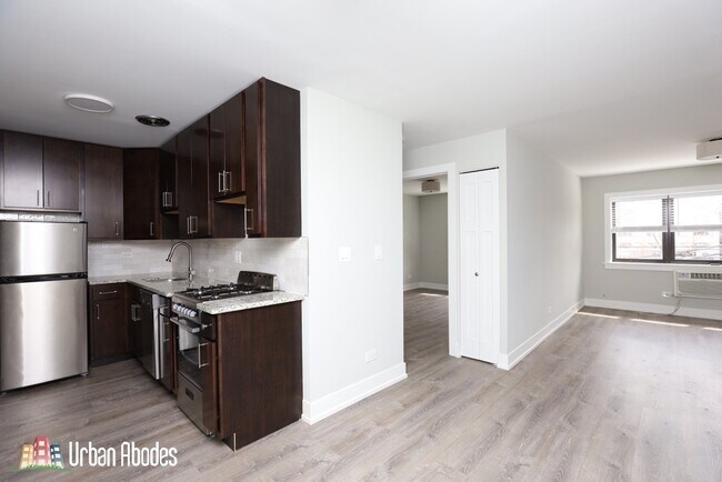 Photo - 503 W Barry Ave Unit J00W