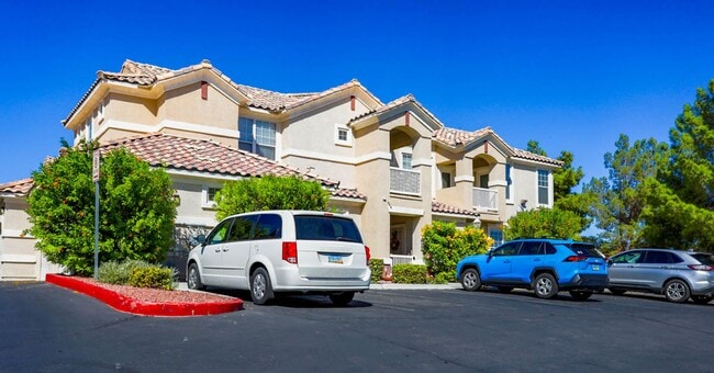 Building Photo - 3 Bedroom North Las Vegas Condo Convenient...