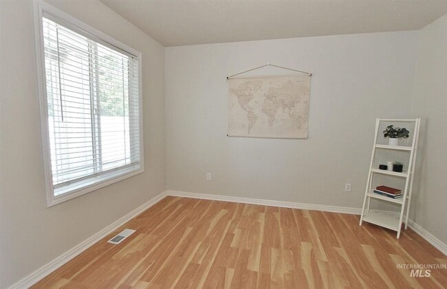 Photo - Beautiful Open Floor Plan Home in Boise!