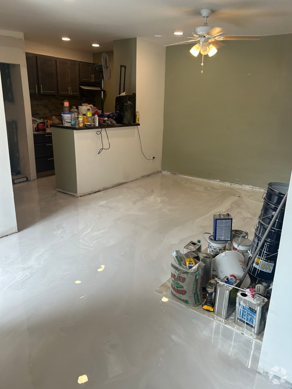 Building Photo - 37xx Shreve Ave Rental