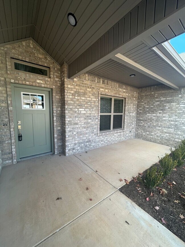 Photo - Beautiful Modern Home in Pea Ridge!