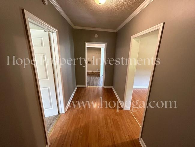 Photo - 342 Lagrange St