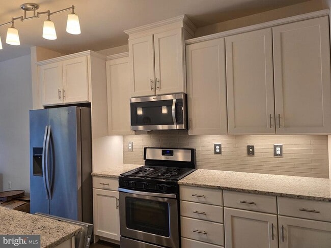 Building Photo - 10530 Resort Road Unit 101