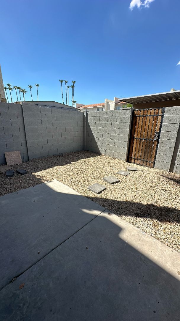Updated 2 Bed/1 Bath Condo at 43rd Ave & I... - Updated 2 Bed/1 Bath Condo at 43rd Ave & I... Unit 34
