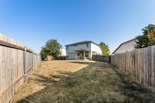 Photo - 1205 Logan Dr
