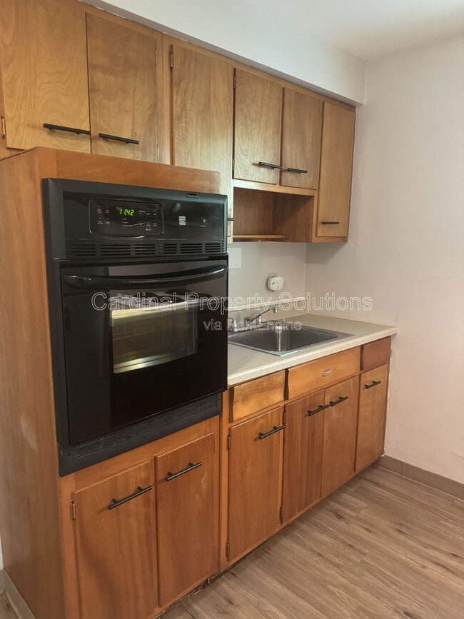 Building Photo - 2997 Westwood Northern Blvd Unit 1 Rental