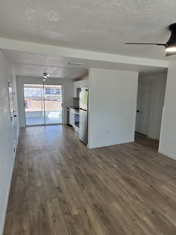 Photo - 7213 Seward Dr