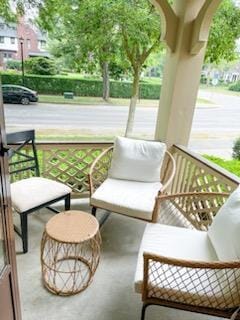 Fully Renovated Park and Beverly!