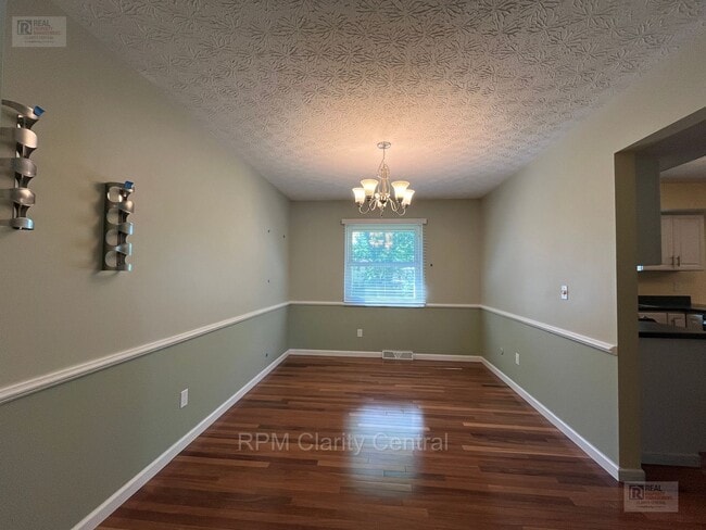 Photo - Updated Gahanna Home with Finished Basement & Fenced Yard