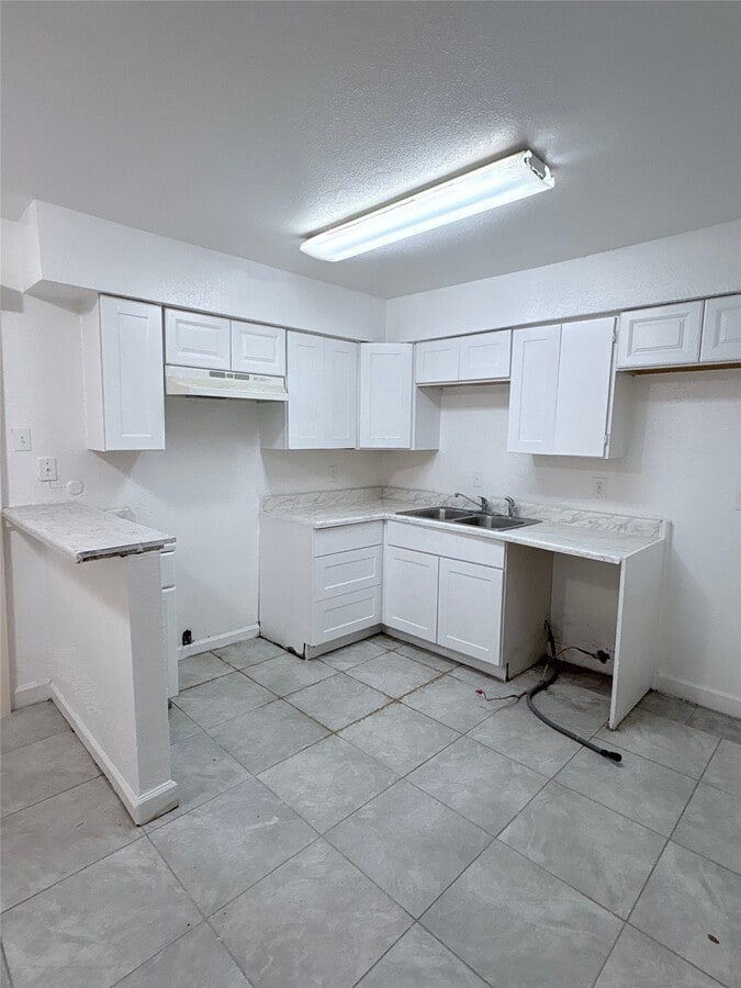 Photo - 5625 Antoine Dr Unit 1615