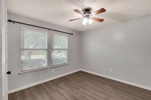 Photo - 2416 Rolling Ridge Dr