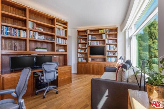 Photo - 1 W Century Dr Unit 4B