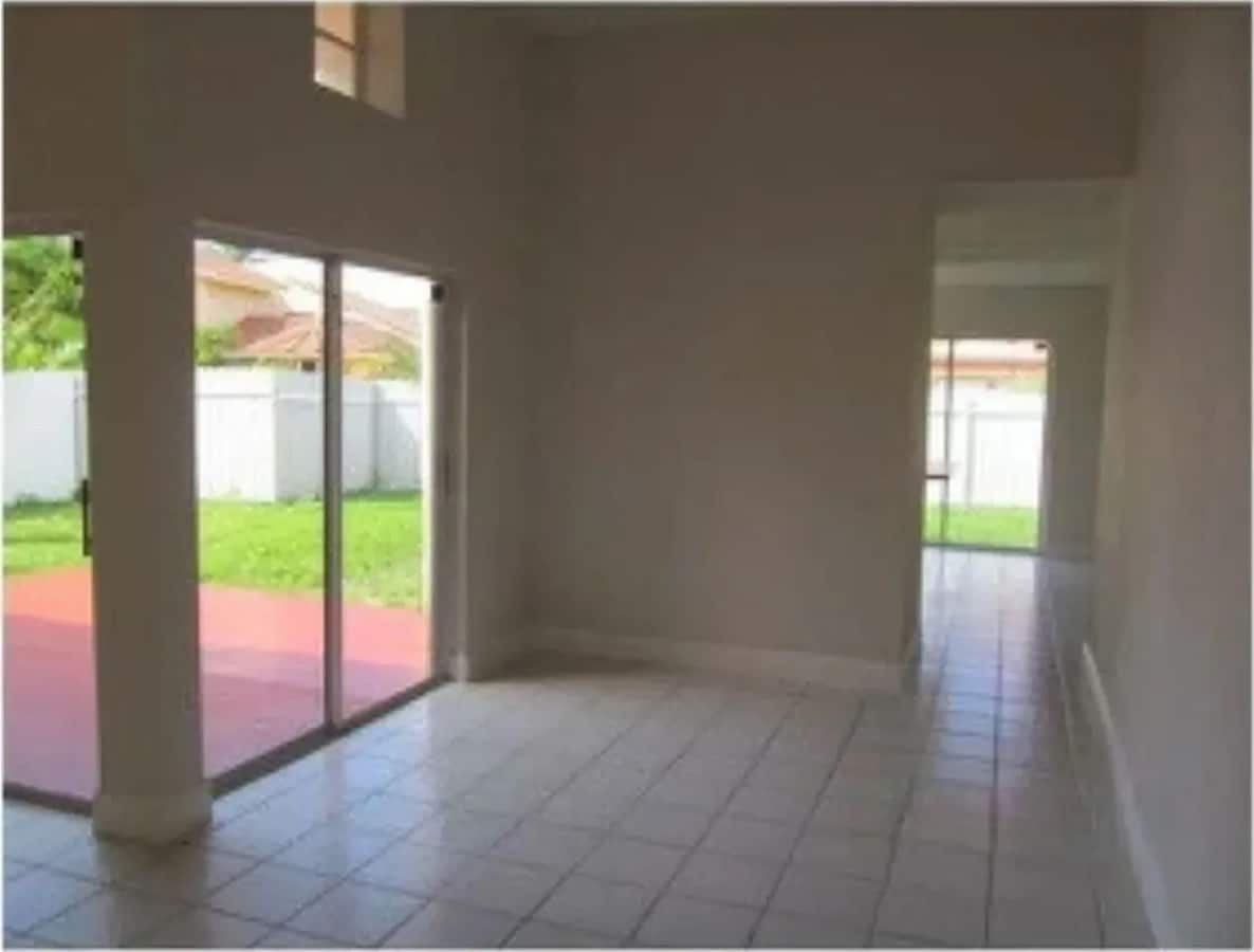 Photo - 669 NW 123 place