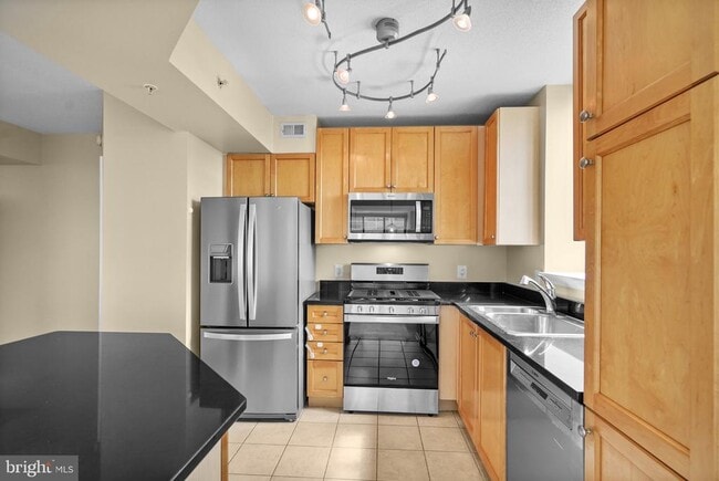 851 N Glebe Rd Unit 1419