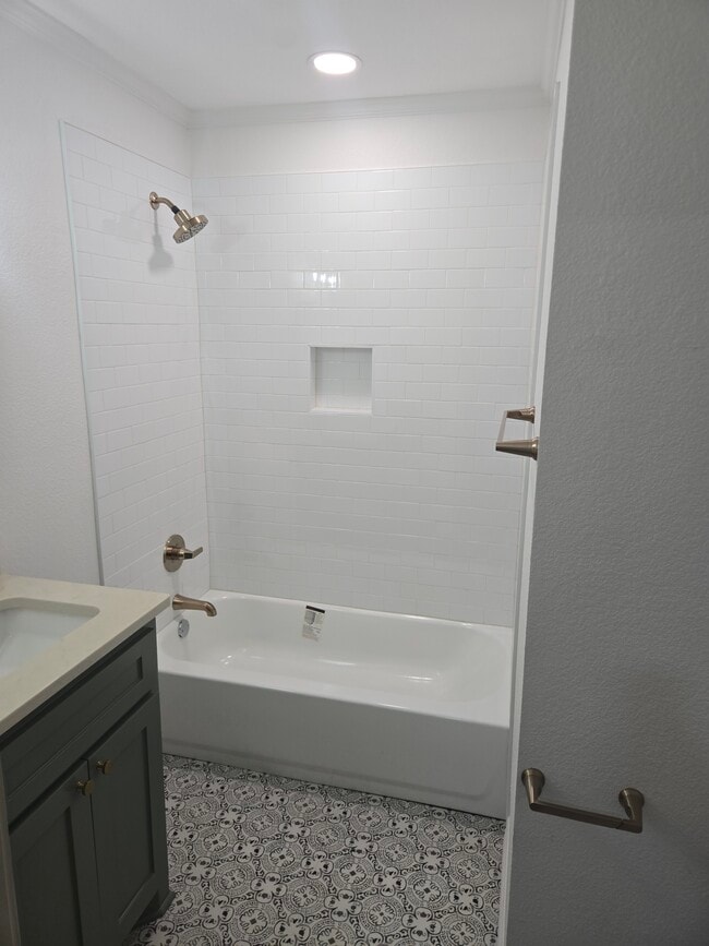 Photo - 415 N 23rd St