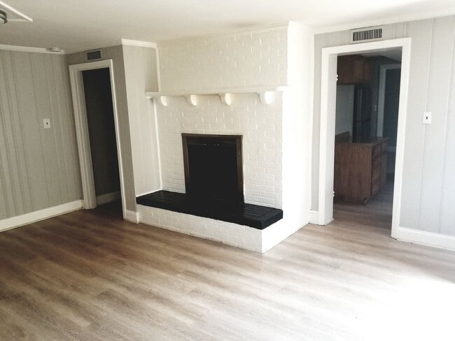 Photo - 2822 Rivermont Ave Unidad Apt B