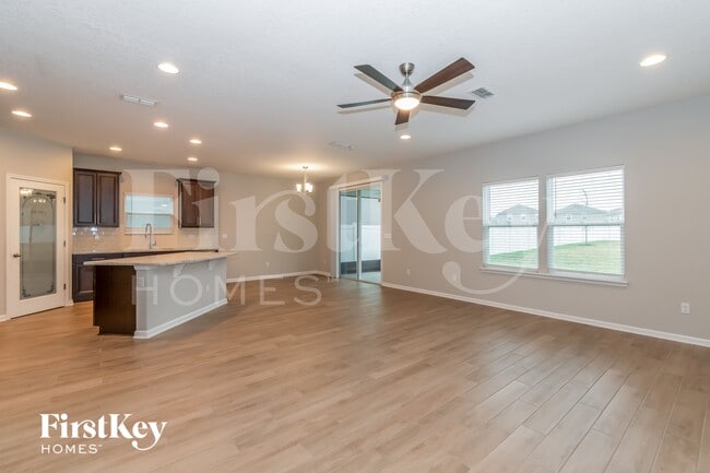 Photo - 8134 Dancing Fox St