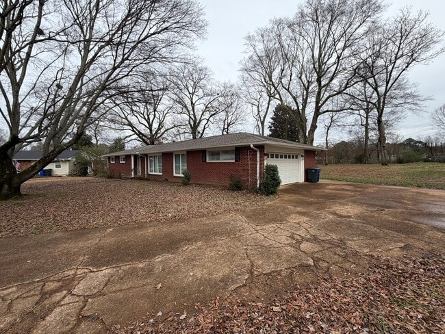 Photo - 2038 Conway Dr