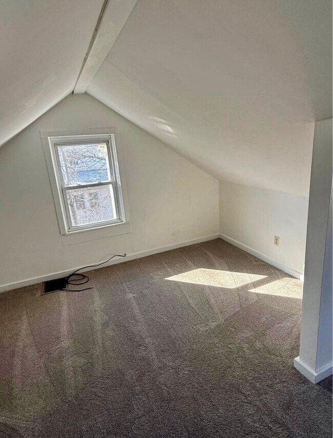 Photo - 3 Bedroom Home for Rent in Ewing, NJ