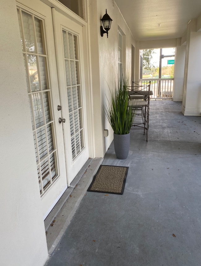 Photo - 700 Siena Palm Dr