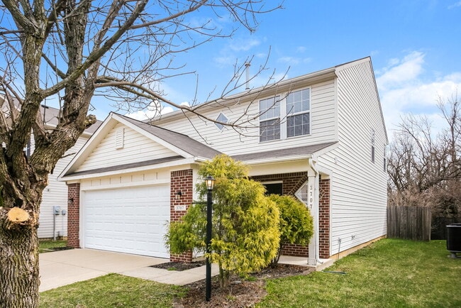 Photo - 3707 Whistlewood Ln