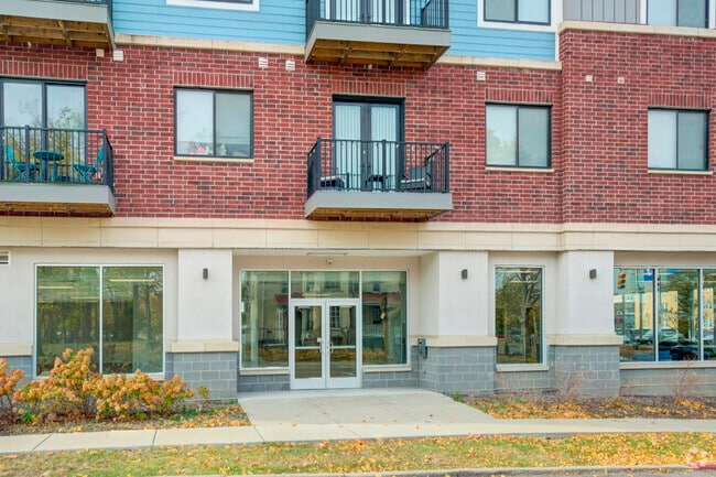 Marketplace Apartments