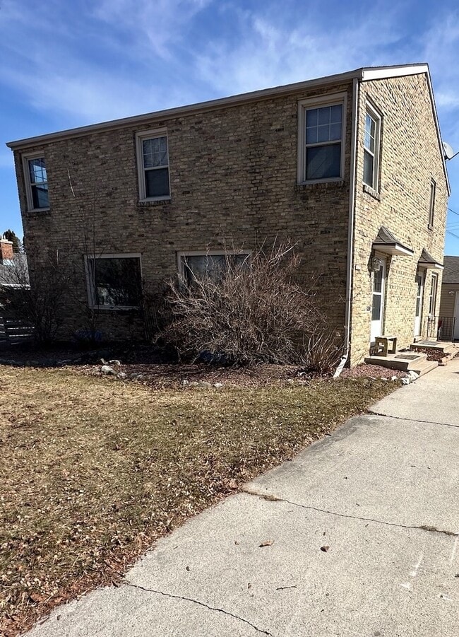 Building Photo - 1217 N 9th St Unit 1217