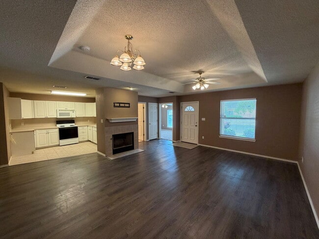 Photo - 9715 Joliet Ave