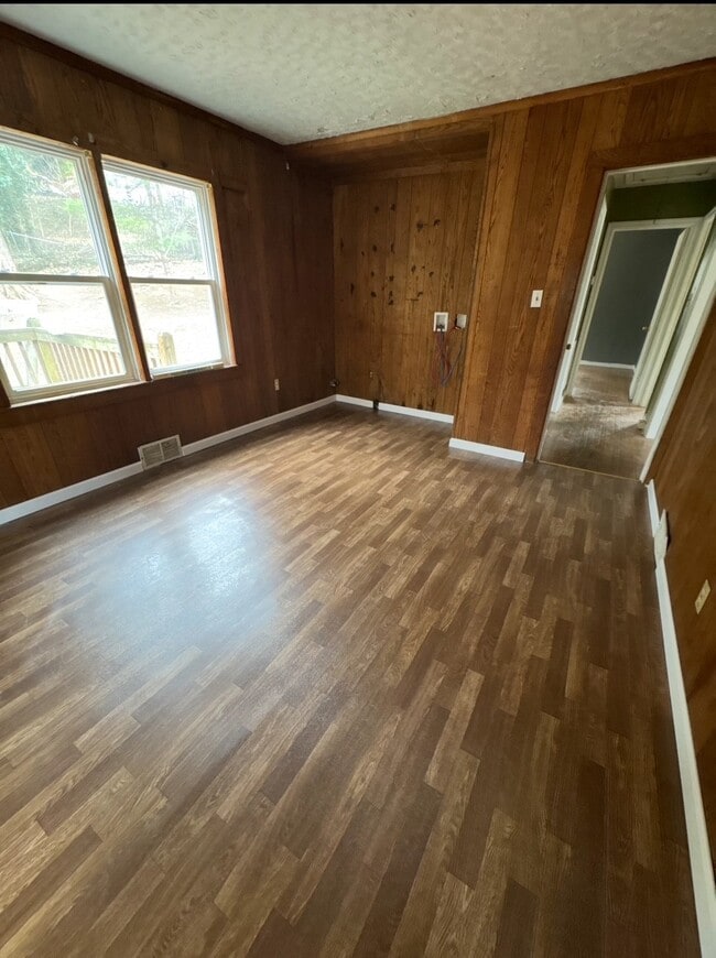 Photo - 1236 Sunrise Dr