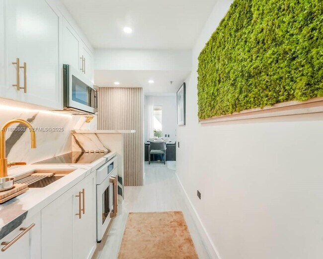 Photo - 100 Collins Ave Unidad 202