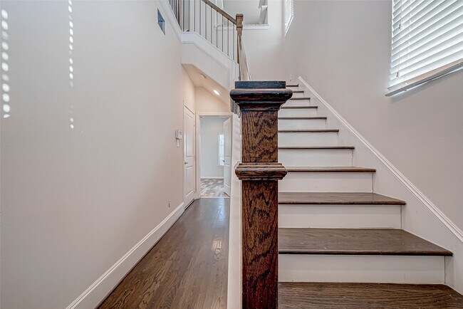 Photo - 2227 Chenevert St