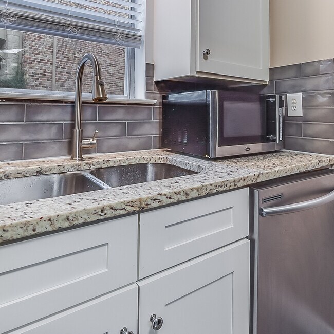 Photo - 3903 Hawthorne Ave Condo Unit 101