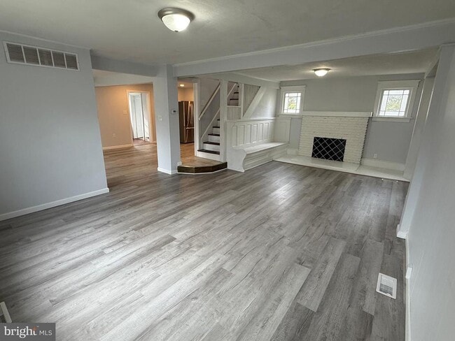 Photo - 1036 S Spring Rd