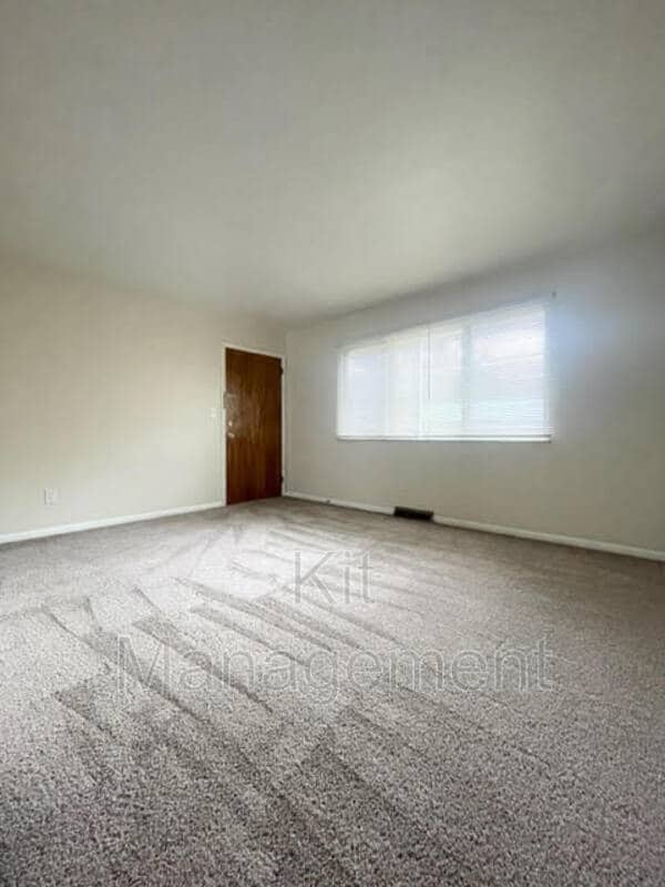 Photo - 5219 Jackman Rd