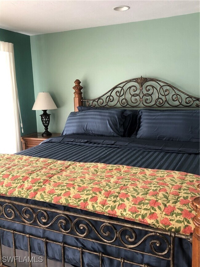 Photo - 550 Forest Hills Blvd