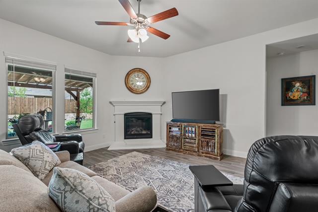 Photo - 2916 Crossbow Ln