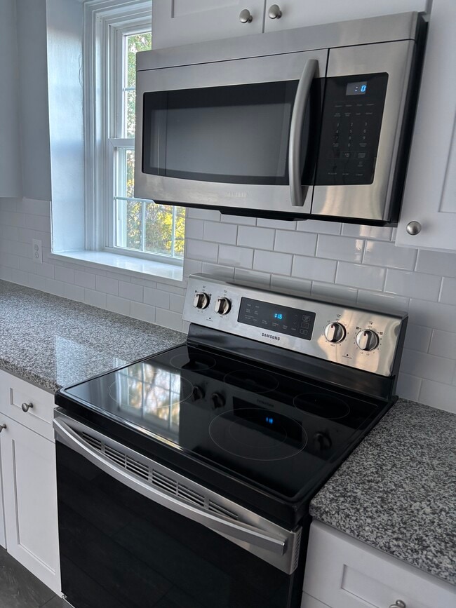 Photo - 2876 S Abingdon St