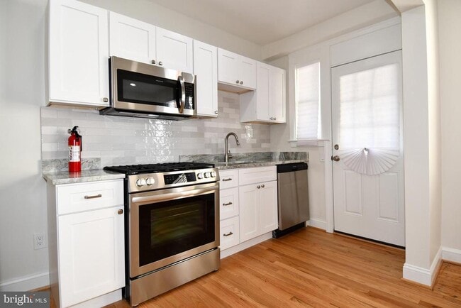 Photo - 4620 Sargent Rd NE