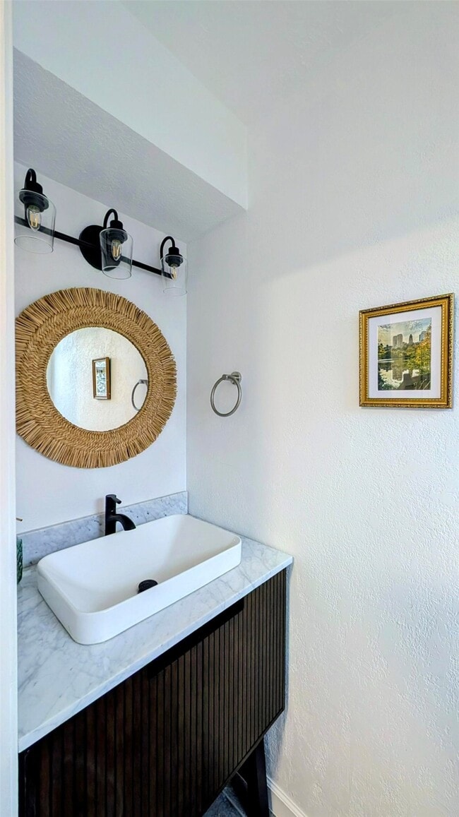 Photo - 15707 Downford Dr