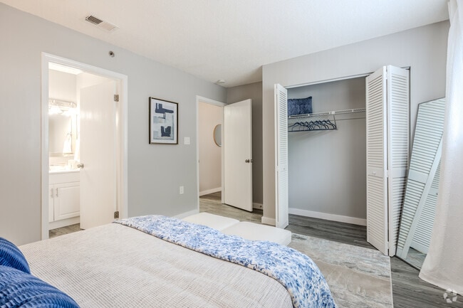 2BR, 2BA - 930SF - Bedroom 1