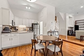 Building Photo - 113 W Dedham St Unit 1