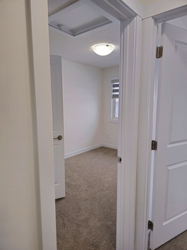 Photo - 83 Fenwyck Blvd